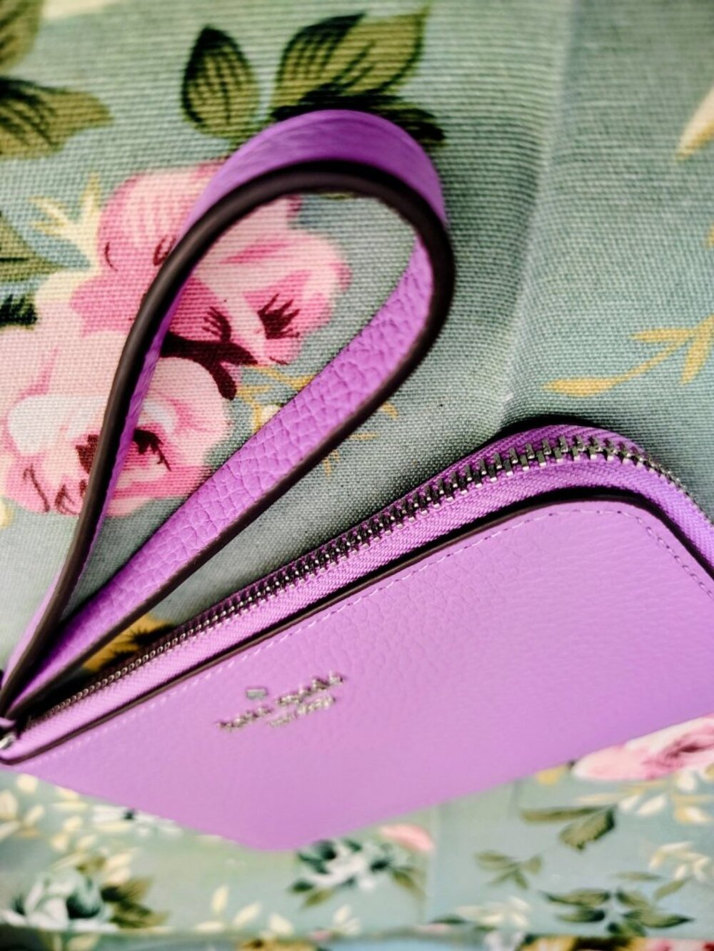 Kate Spade Lavender Wristlet Wallet NWT $129 - Picture 7 of 14